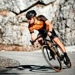 Loeffler Pantaloncini Löffler Tights Hotbond Nero 8 Loeffler Pantaloncini Löffler Tights Hotbond Nero -Negozio online Maglie ciclismo Italia lff 23990 990 004