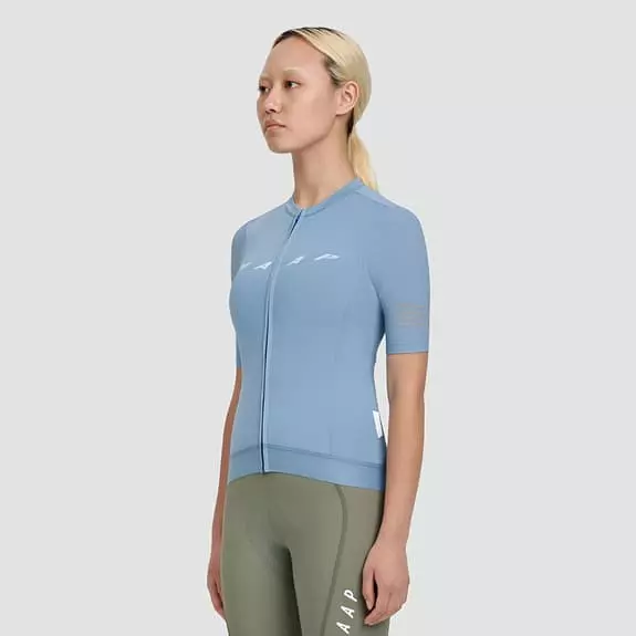 Maglia MAAP Evade Pro Base Manica Corta Blu Pastello Chiaro Donna 2 Maglia MAAP Evade Pro Base Manica Corta Blu Pastello Chiaro Donna - immagine 2