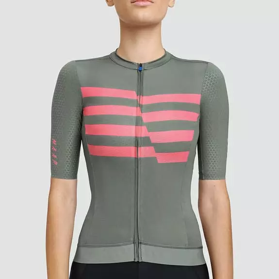 Maglia MAAP Emblem Pro Hex Manica Corta Verde Erba Donna 5 Maglia MAAP Emblem Pro Hex Manica Corta Verde Erba Donna - immagine 5