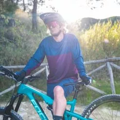 Pantaloni Corti Northwave Edge Senza Fondello Blu Scuro -Negozio online Maglie ciclismo Italia nw 89221035 21 006