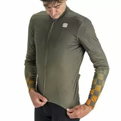 MagliaSportful Rocket Manica Lunga Verde Grigiastro Arancione 10 MagliaSportful Rocket Manica Lunga Verde Grigiastro Arancione -Negozio online Maglie ciclismo Italia sf 1121516 305 005